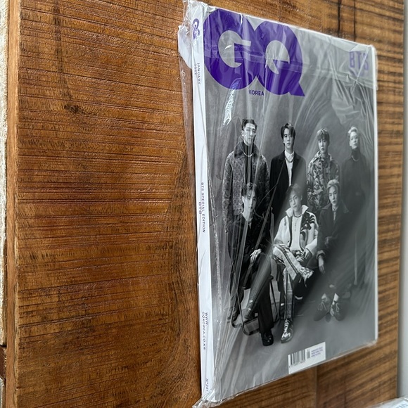 Vogue Korea and GQ Korea BTS full cover shots - Picture 2 of 4